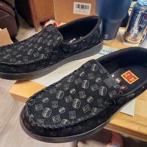 MEN'S DC X BOB'S BURGERS VILLAIN SHOES - Like New - Size 13